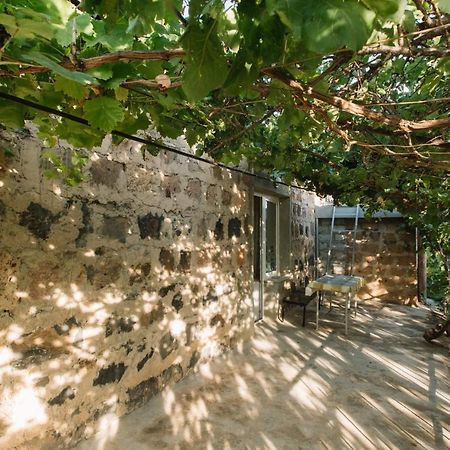 B&B Ruzan Yeghegnadzor ภายนอก รูปภาพ