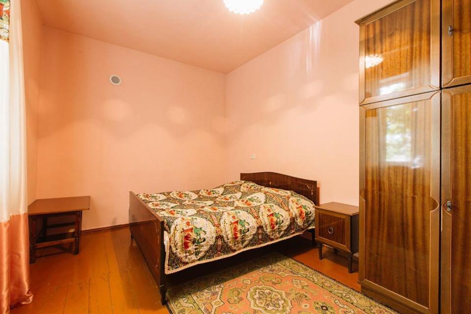 B&B Ruzan Yeghegnadzor ภายนอก รูปภาพ